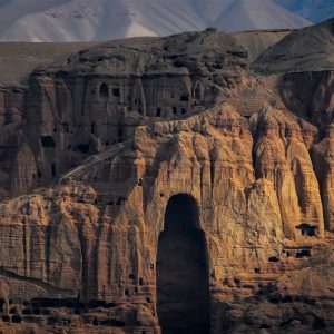 به مناسبت بیستمین سالگرد تخریب مجسمههای بودا در بامیان / متنی از آریاسپ دادبه